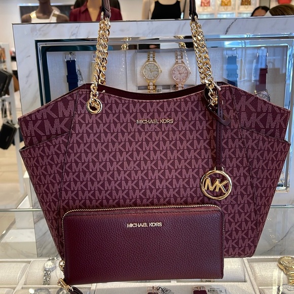 MICHAEL KORS 
Jet Set Travel Large Chain Shoulder Bag & JST LgCONTINENTAL wallet - Picture 1 of 16